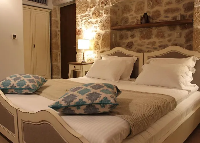 Vetilios Lithos Boutique