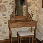 Vetilios Lithos Boutique