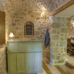 Vetilios Lithos Boutique