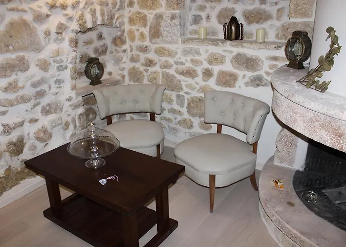 Vetilios Lithos Boutique